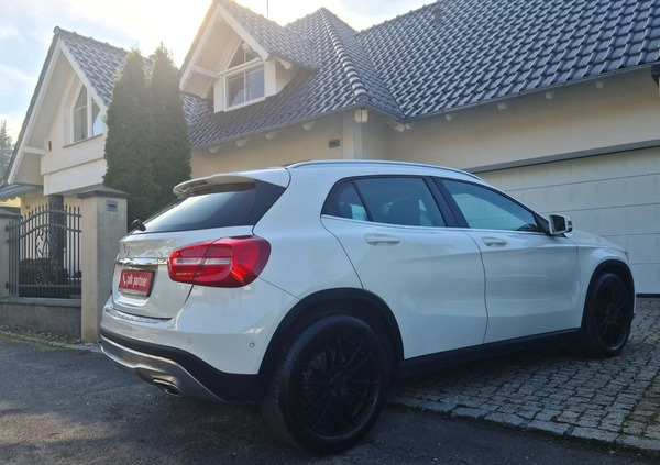 Mercedes-Benz GLA cena 83999 przebieg: 65000, rok produkcji 2016 z Szczebrzeszyn małe 667